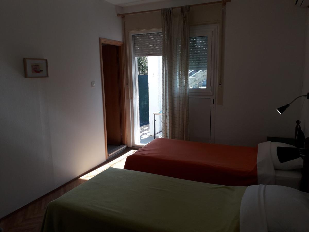 Basil Apartments And Rooms เบทินา ภายนอก รูปภาพ